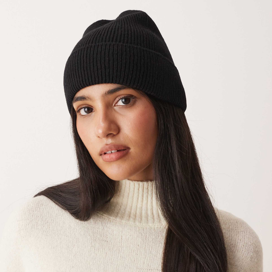 Elence Satin Beanie